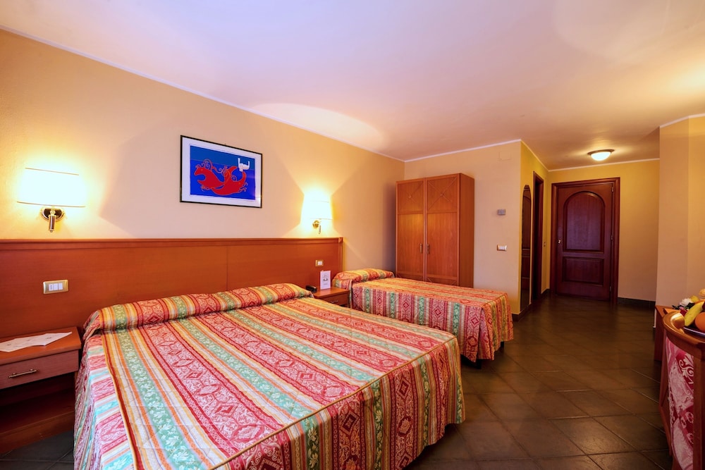Classic Triple Room