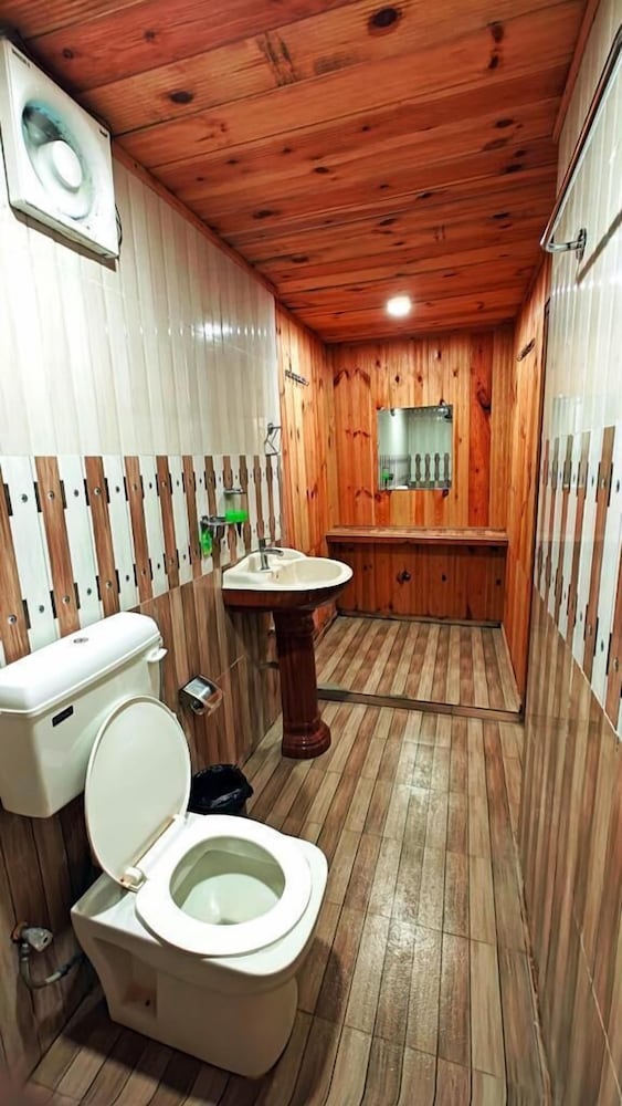 Executive Room, Balcony, Garden View photo 2