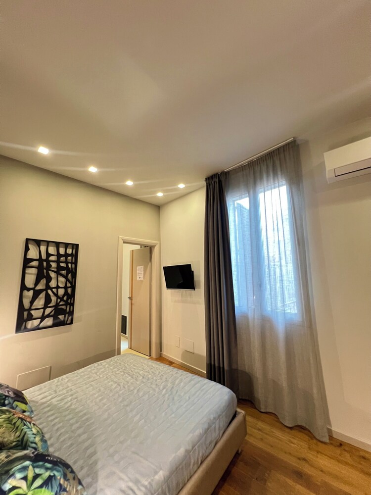 Standard Double Room, Patio, Courtyard View