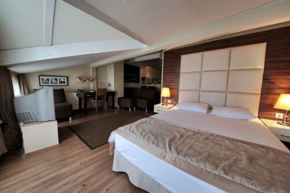 Roof Suite, Kitchen photo 1