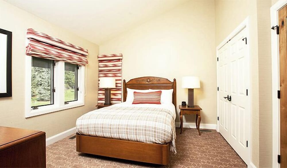 Dollar Cottage photo 1