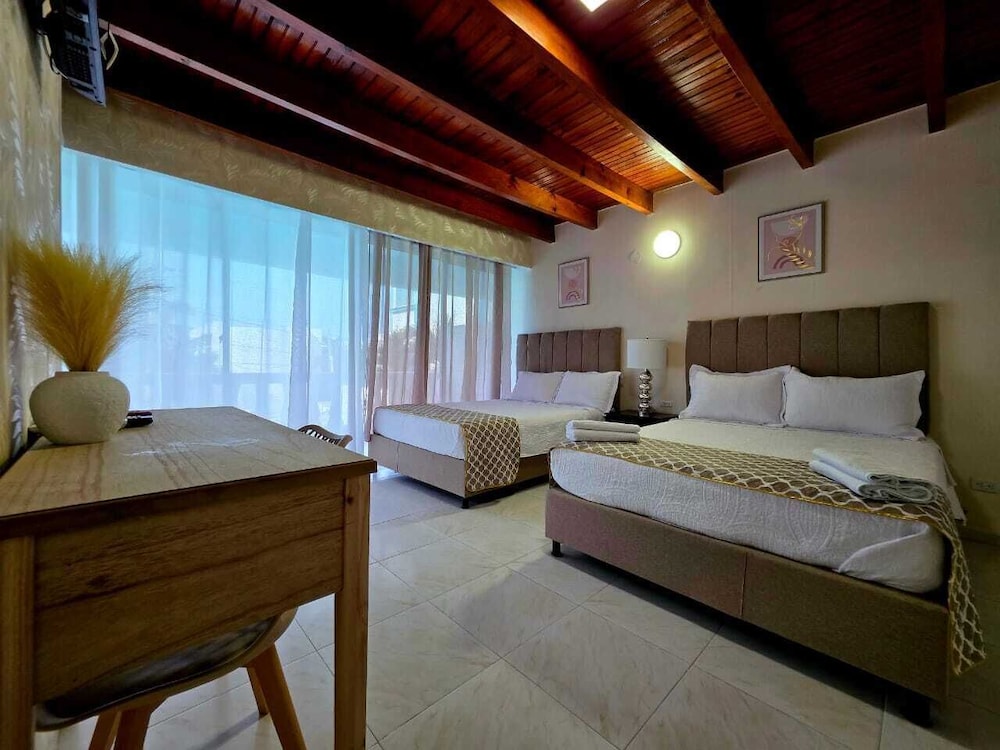 Quadruple Room, Pool View