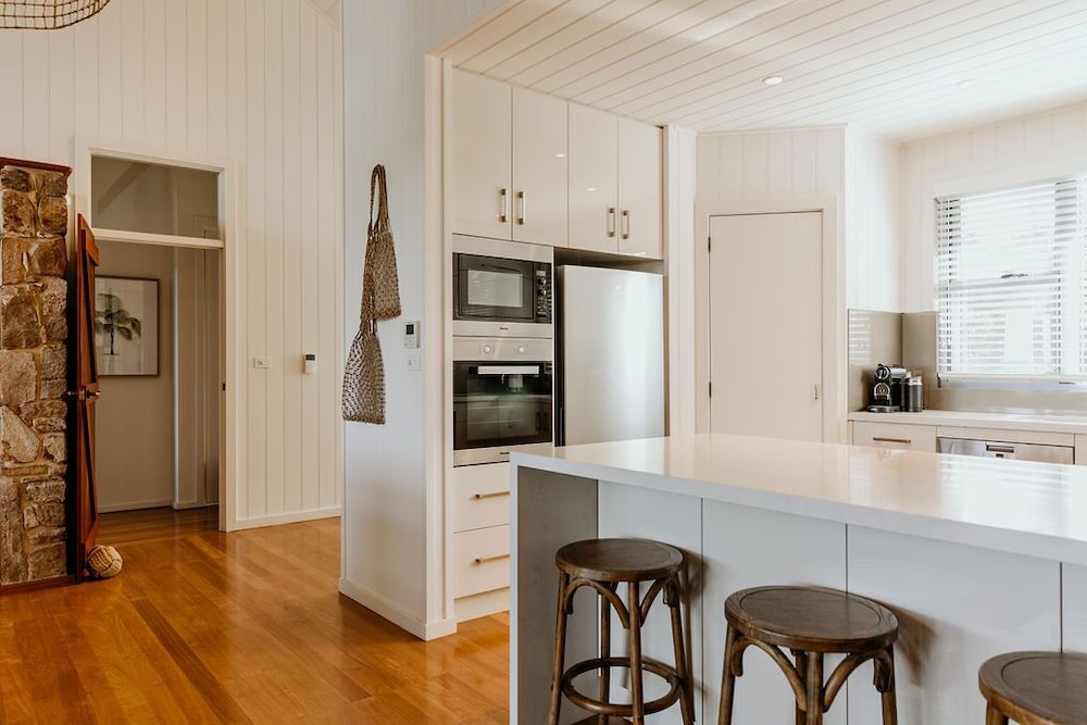 Luxury House photo 3
