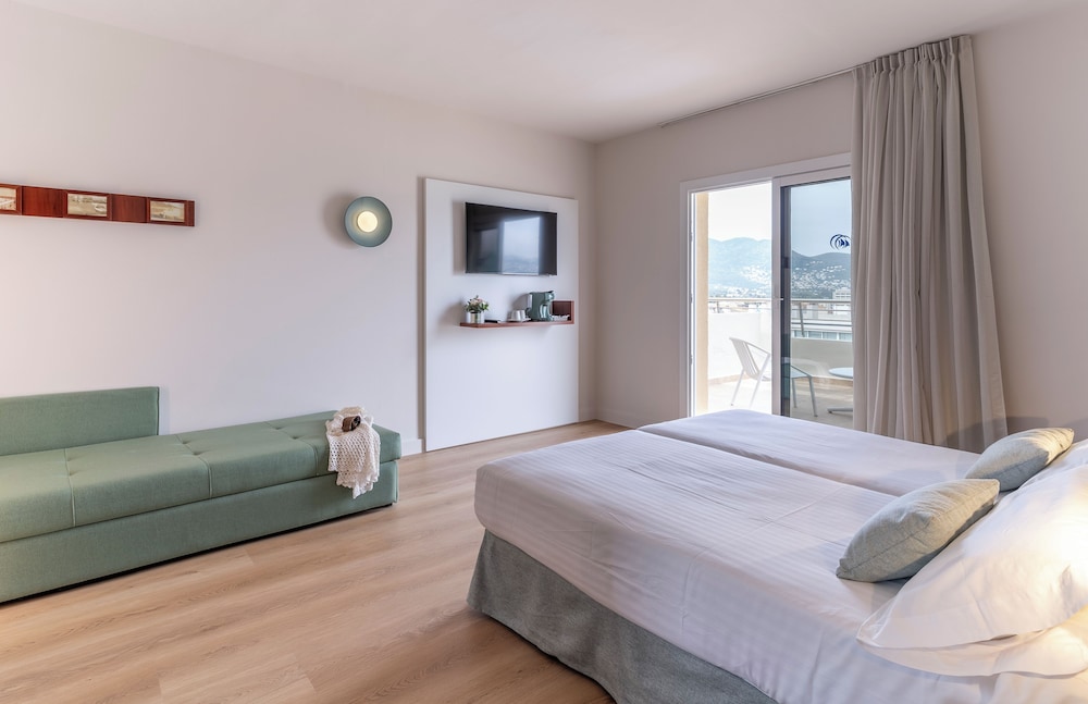 Superior Double Room - Photo 1