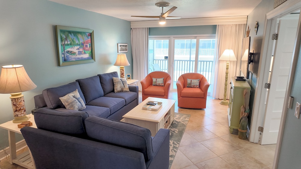 Family Apartment, 2 Bedrooms, Lanai, Garden View photo 3