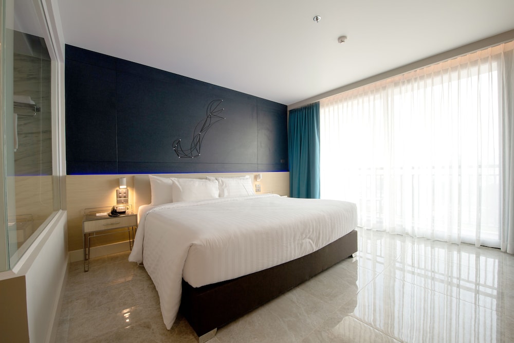 Superior Room (DEE Tower) - Photo 7