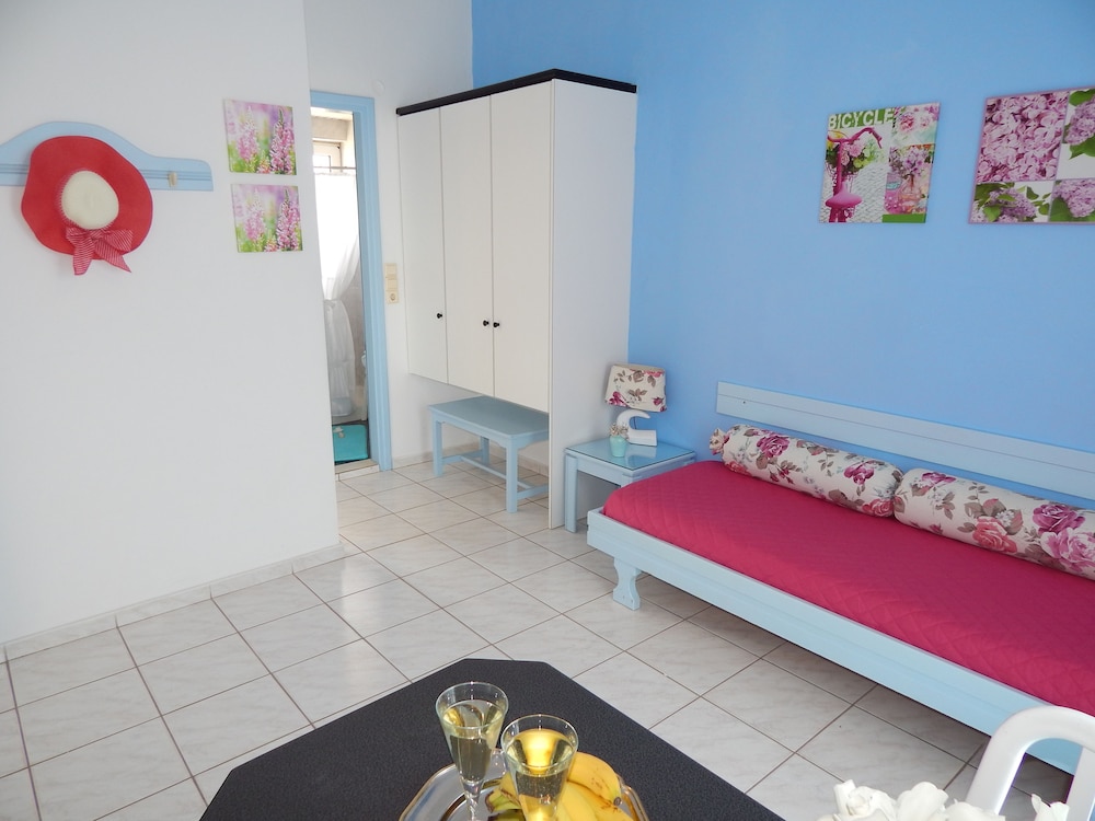 Superior Apartment, 1 Bedroom, Partial Sea View photo 3