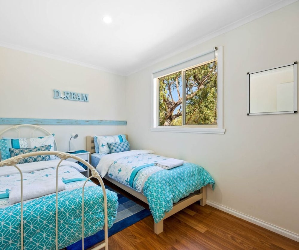 Comfort Cabin, 2 Bedrooms, Non Smoking, Kitchen photo 1