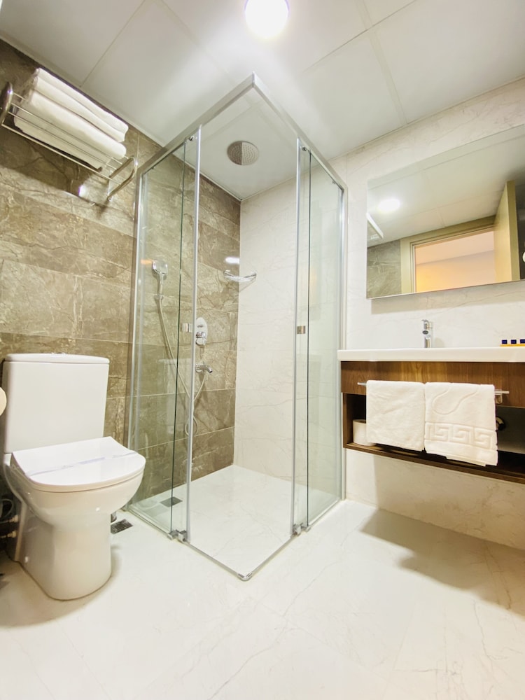Standard Double Room, 1 Queen Bed