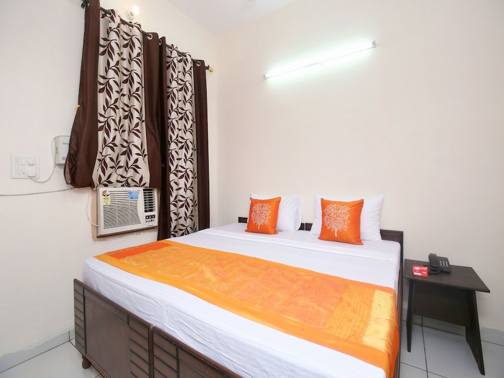 Double Room, 1 Queen Bed photo 1