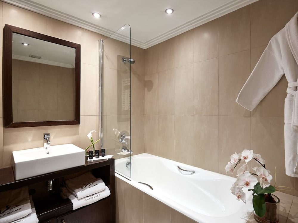 Deluxe Twin Room - Photo 3