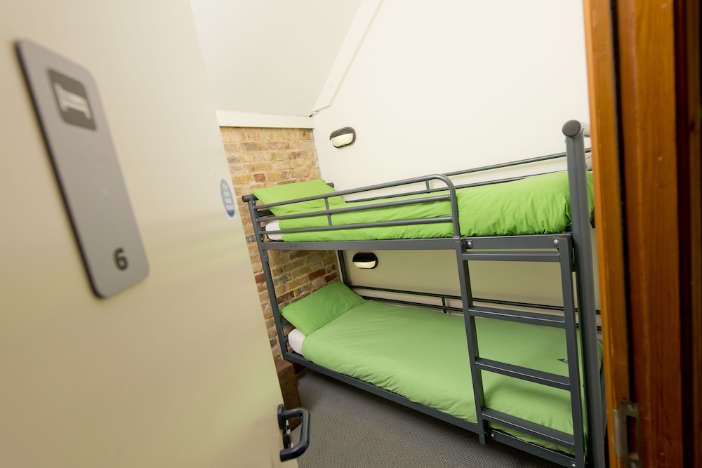 Room (2 Bed Private) photo 1