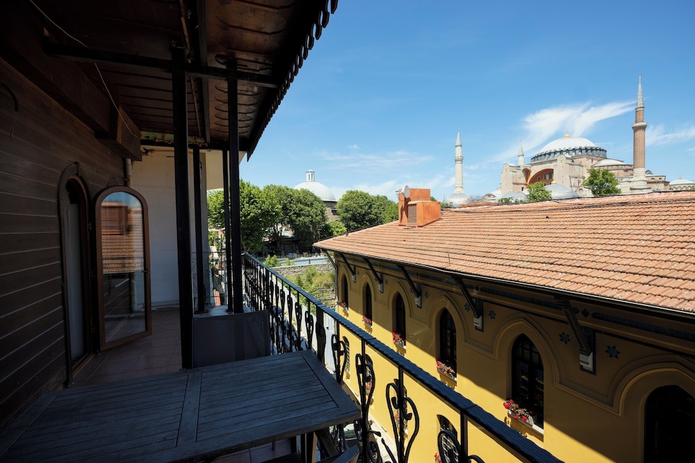 Suite with Hagia Sophia View photo 1