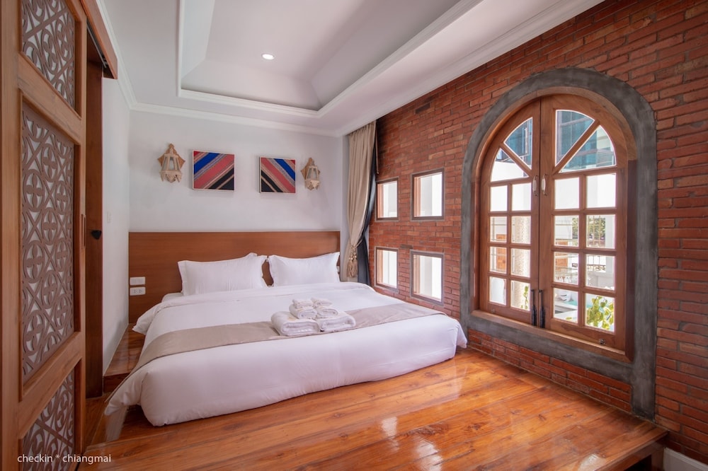Standard Room, 1 Double Bed, Non Smoking - Photo 4