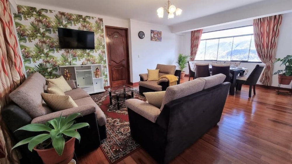 Family Apartment, City View photo 1