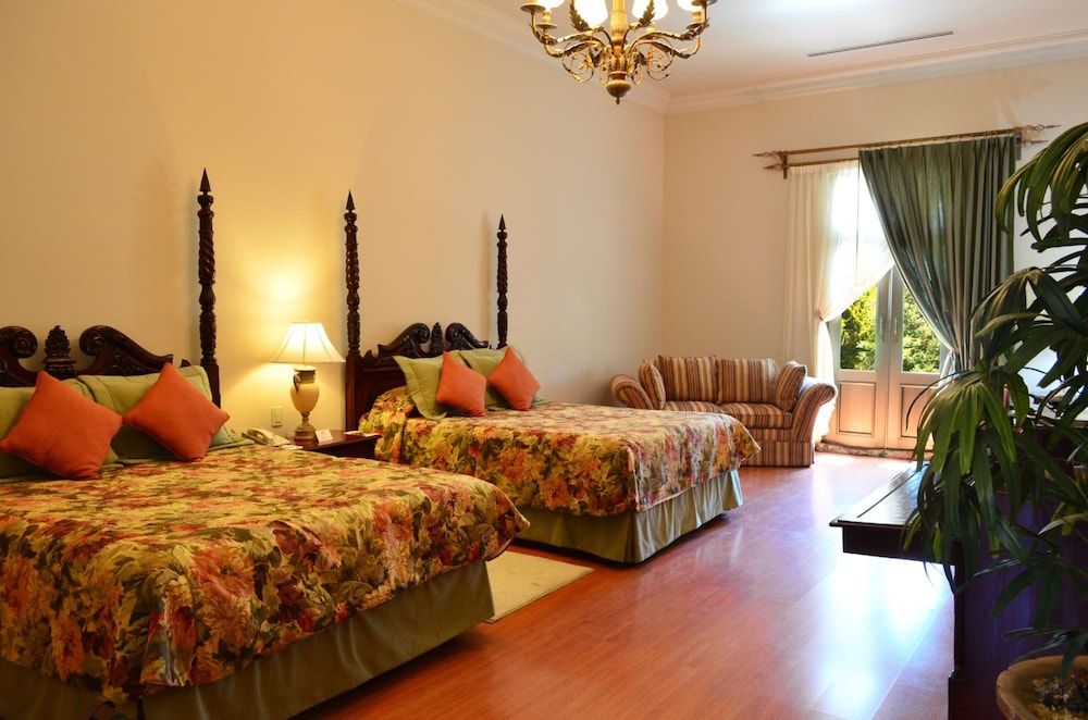 Junior Suite Triple photo 3