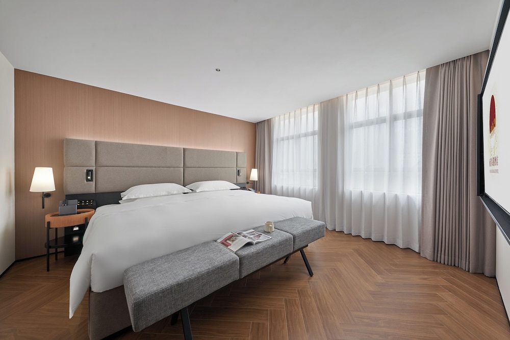 Mansion Kingbed Suite