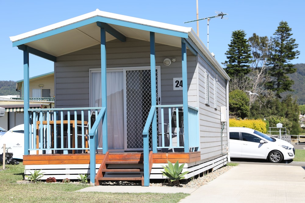 1 Bedroom Ensuite 4 Berth Cabin photo 2