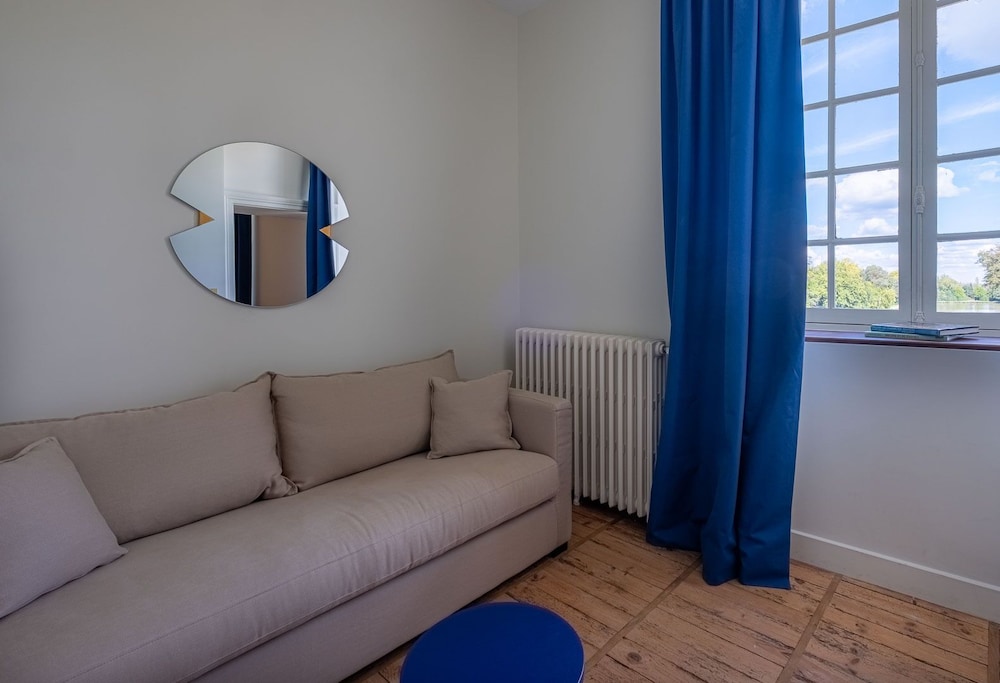Family Suite, Multiple Beds, Garden View photo 3