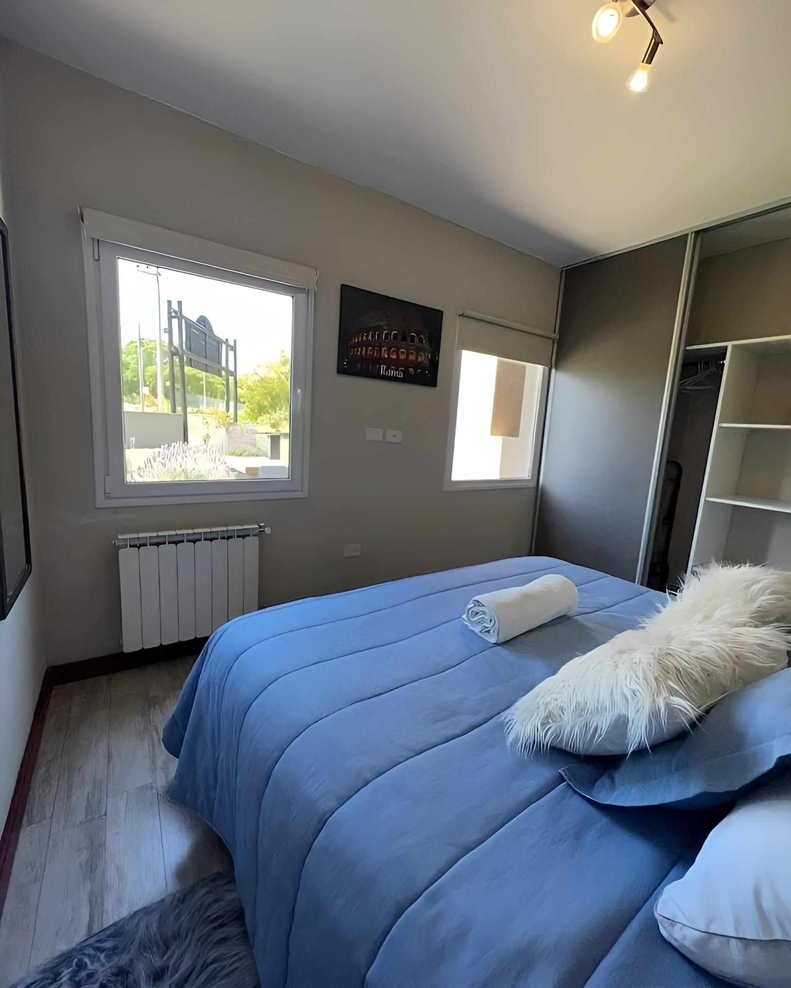 Exclusive House photo 1