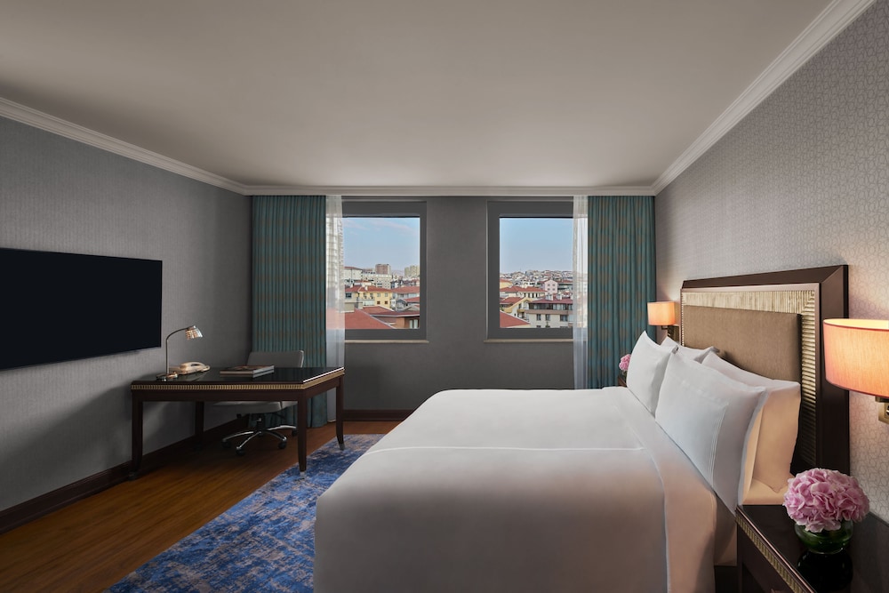 Junior Suite, 1 King Bed, City View - Photo 5