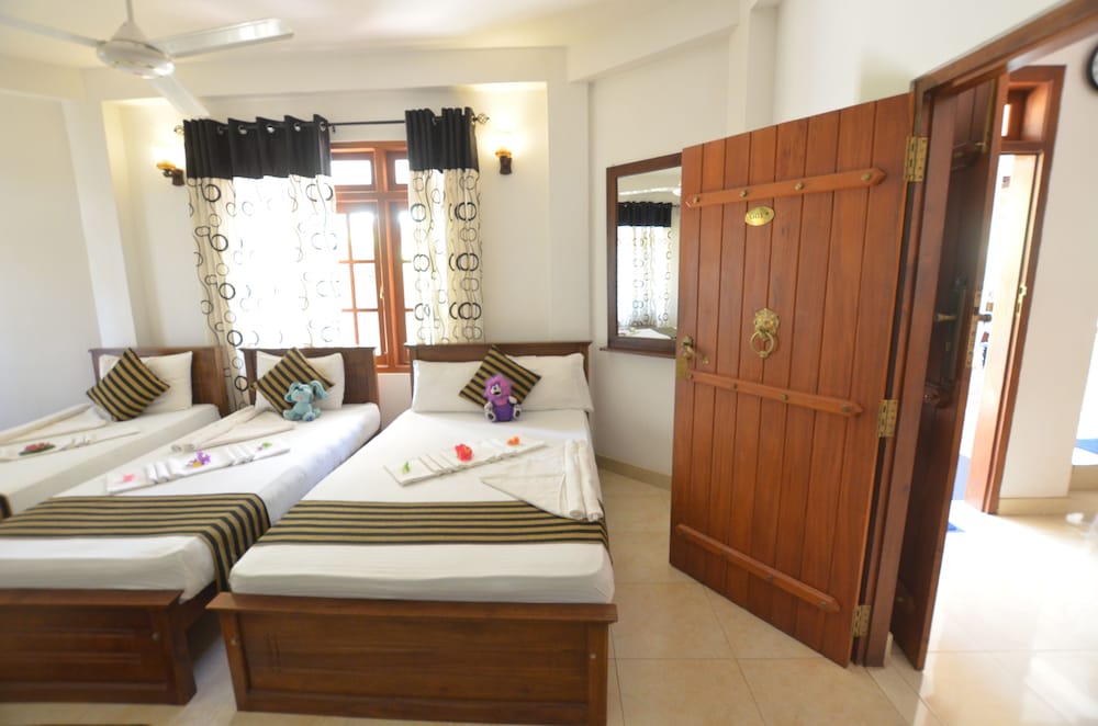 Room photo 2