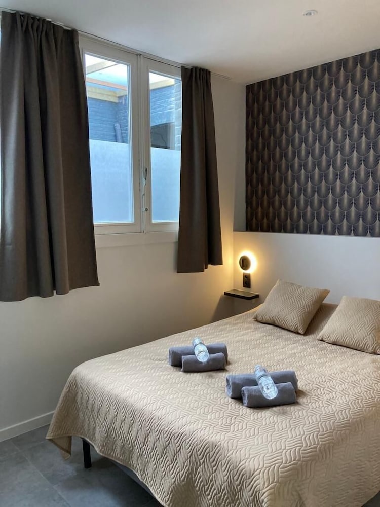 Basic Double Room