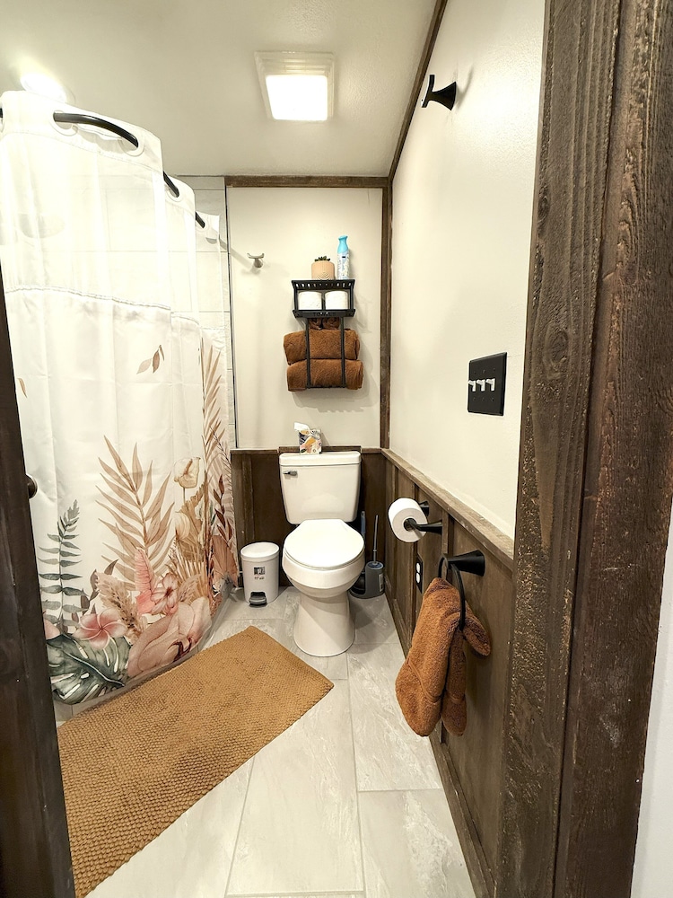 Comfort Cabin, 1 Bedroom, Non Smoking, Kitchenette photo 3