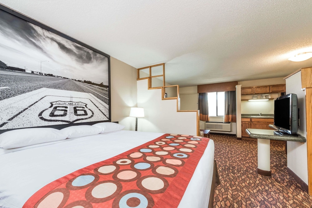 Studio Suite, 2 Queen Beds, Non Smoking - Photo 4