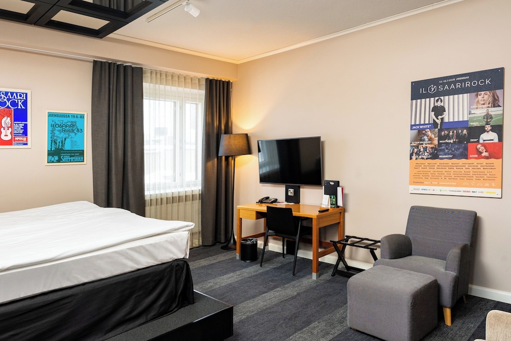 Superior Room, 1 Queen Bed photo 1