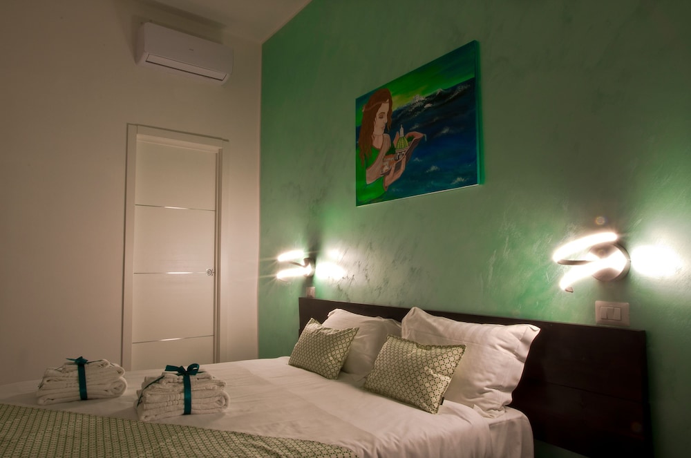 Luxury Triple Room photo 2