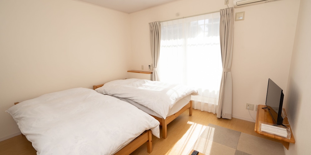 Twin Room, Non Smoking