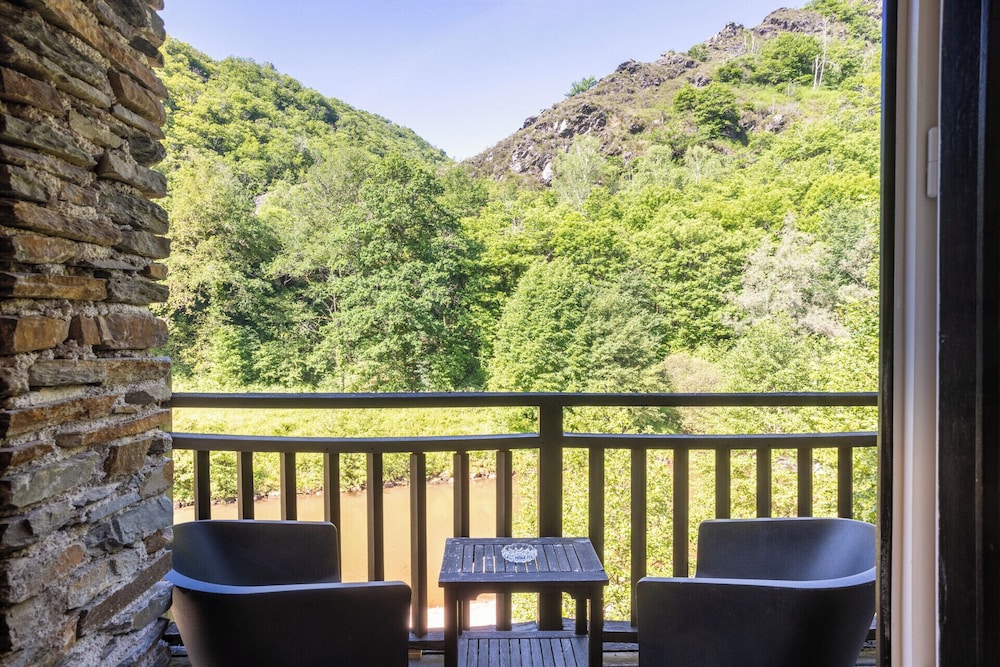 Superior Double Room, Balcony, River View photo 2