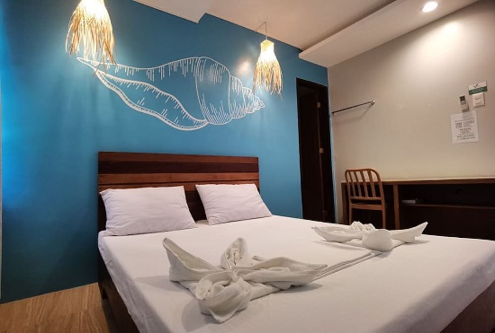 Deluxe Room - Photo 3