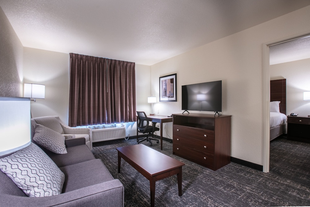 Suite, 1 King Bed with Sofa bed, Accessible, Non Smoking - Photo 5