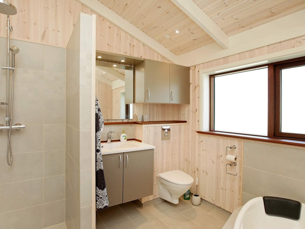 House photo 2
