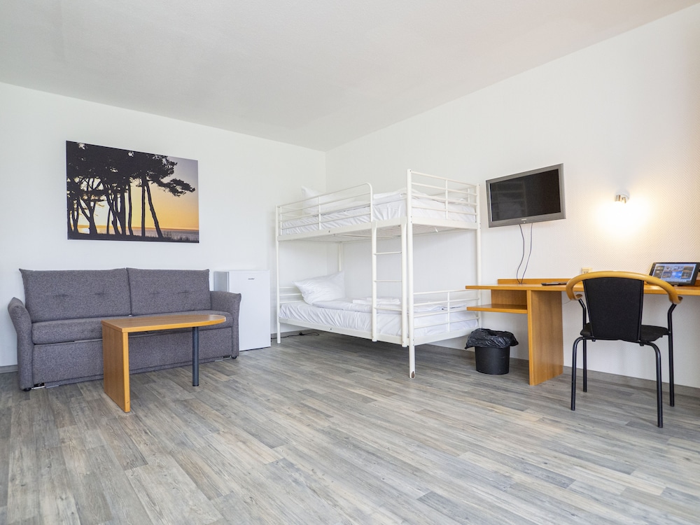 Standard Quadruple Room photo 2