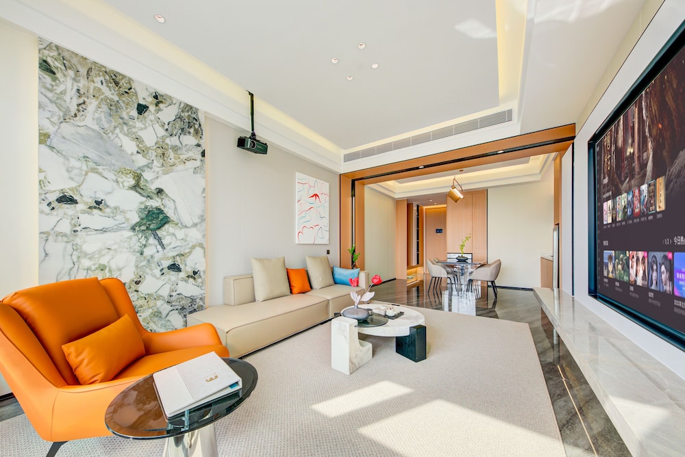 Executive Suite Three Bedrooms, Two Bathrooms photo 1