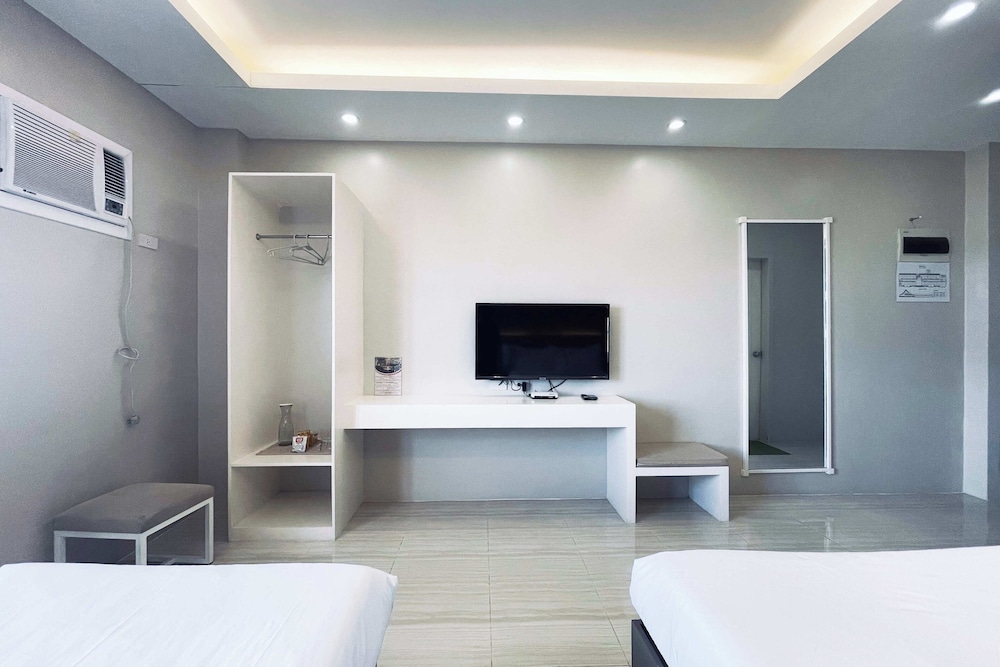 Standard Deluxe Room - Photo 4