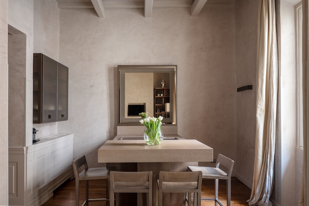 Executive Apartment photo 2
