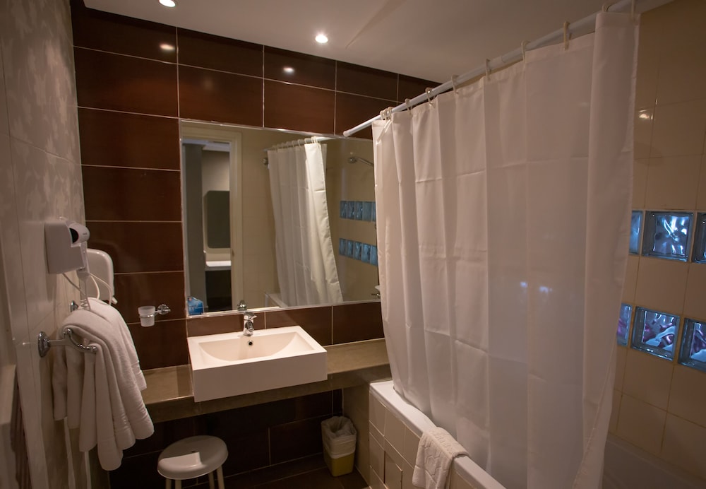 Standard Quadruple Room, 1 Bedroom photo 3