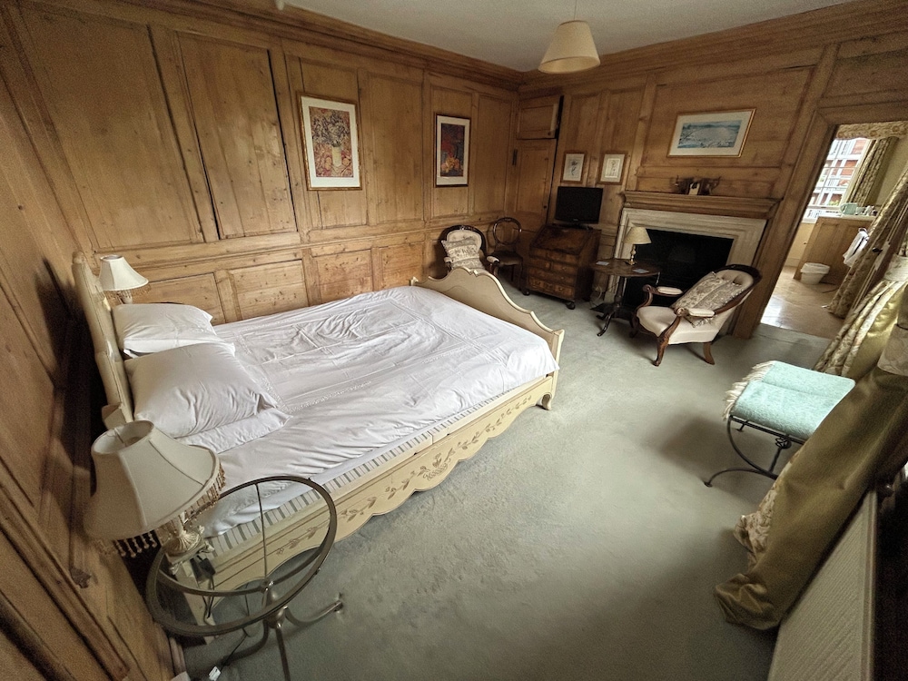 Double Room, 1 King Bed, Non Smoking, Garden View