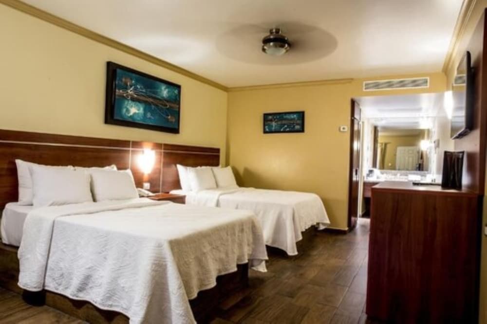 Double Room - Photo 4