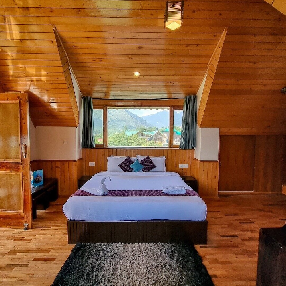 Luxury Triple Room, Mountain View photo 1