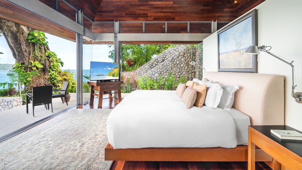 Luxury Villa photo 1