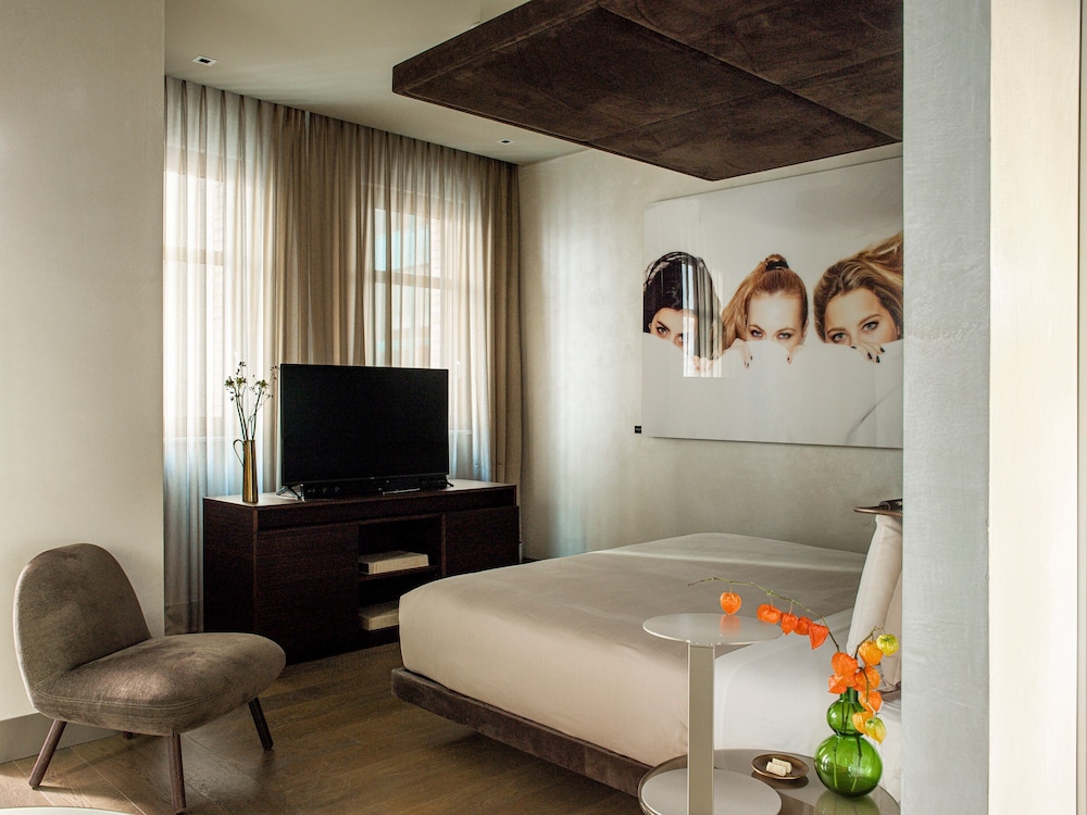 4 Bedrooms Ultimate ME + Suite wit Terrace