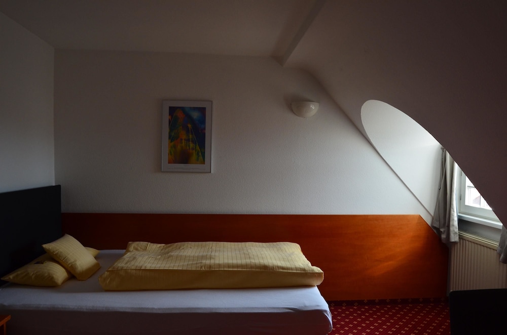 Business Single Room, 1 Queen Bed, Non Smoking photo 1