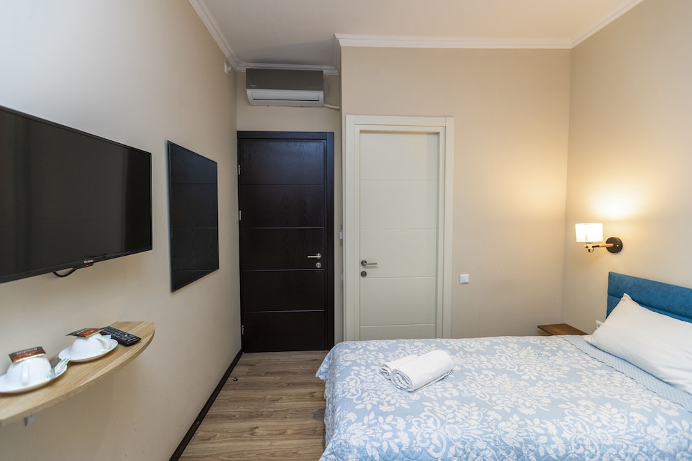 Standard Twin Room photo 2