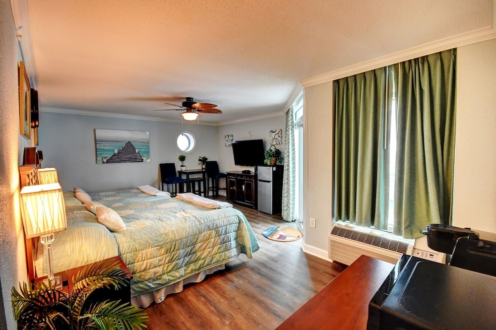 Condo, 1 Bedroom photo 1