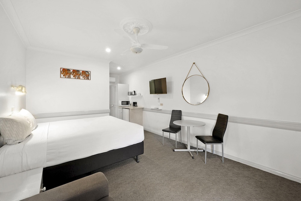 Executive Room, 1 King Bed photo 3
